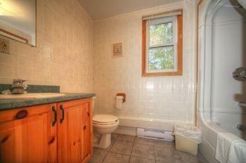 Sunny Hill Resort Barrys Bay Екстериор снимка