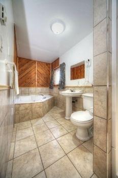 Sunny Hill Resort Barrys Bay Екстериор снимка