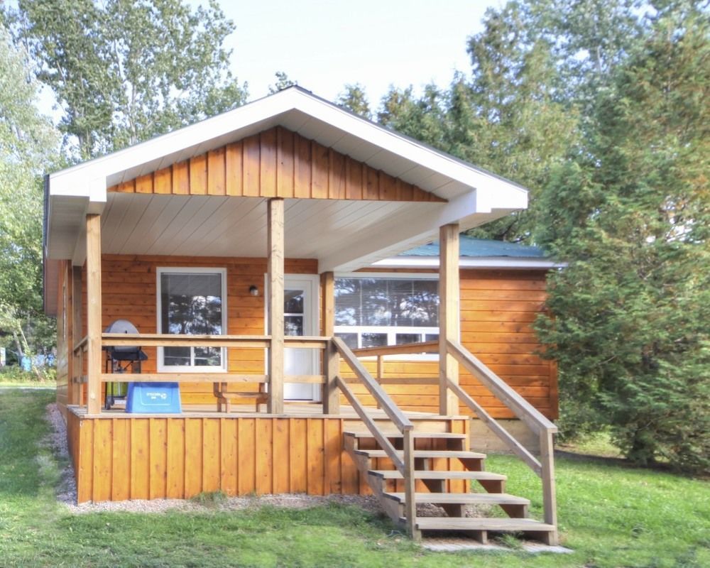 Sunny Hill Resort Barrys Bay Екстериор снимка